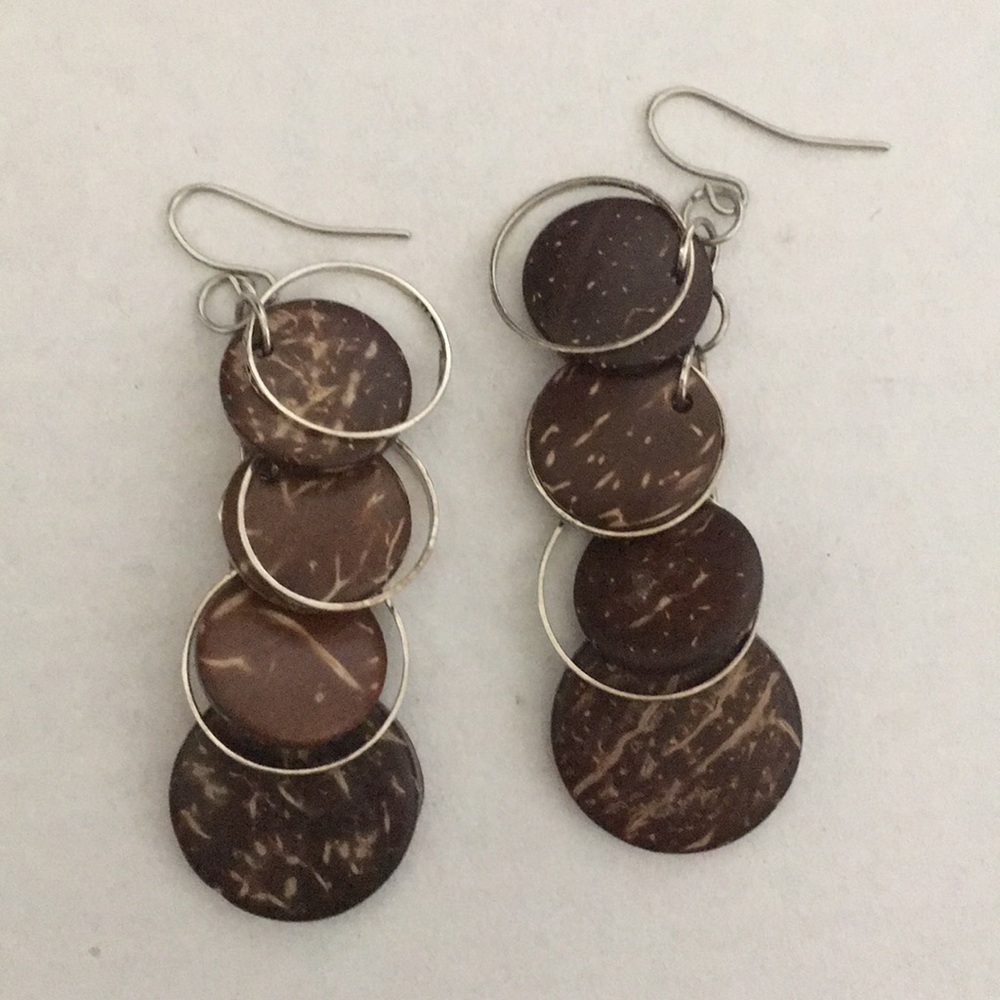 4 pairs of Express earrings - Picture 3 of 5